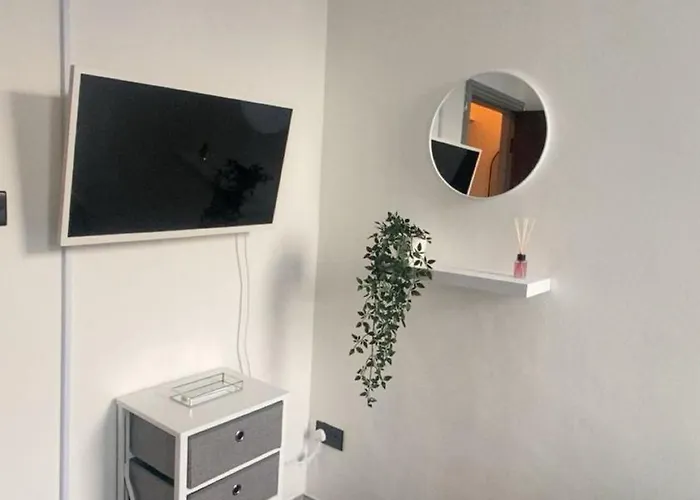 Chapeltown View * Leeds