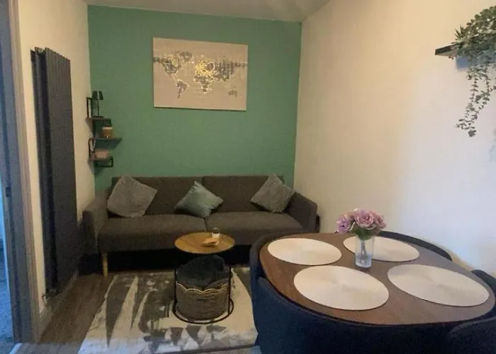 Chapeltown View Apartment